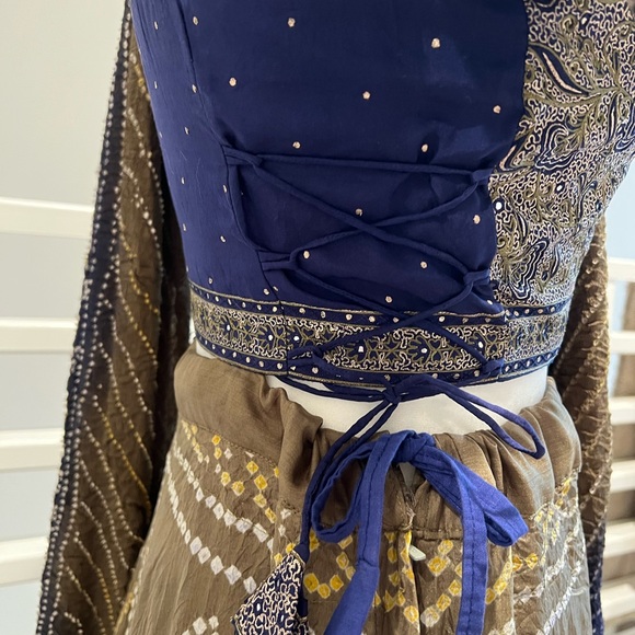 Bandhani Lehenga - blue and green, XS petite - Picture 9 of 12